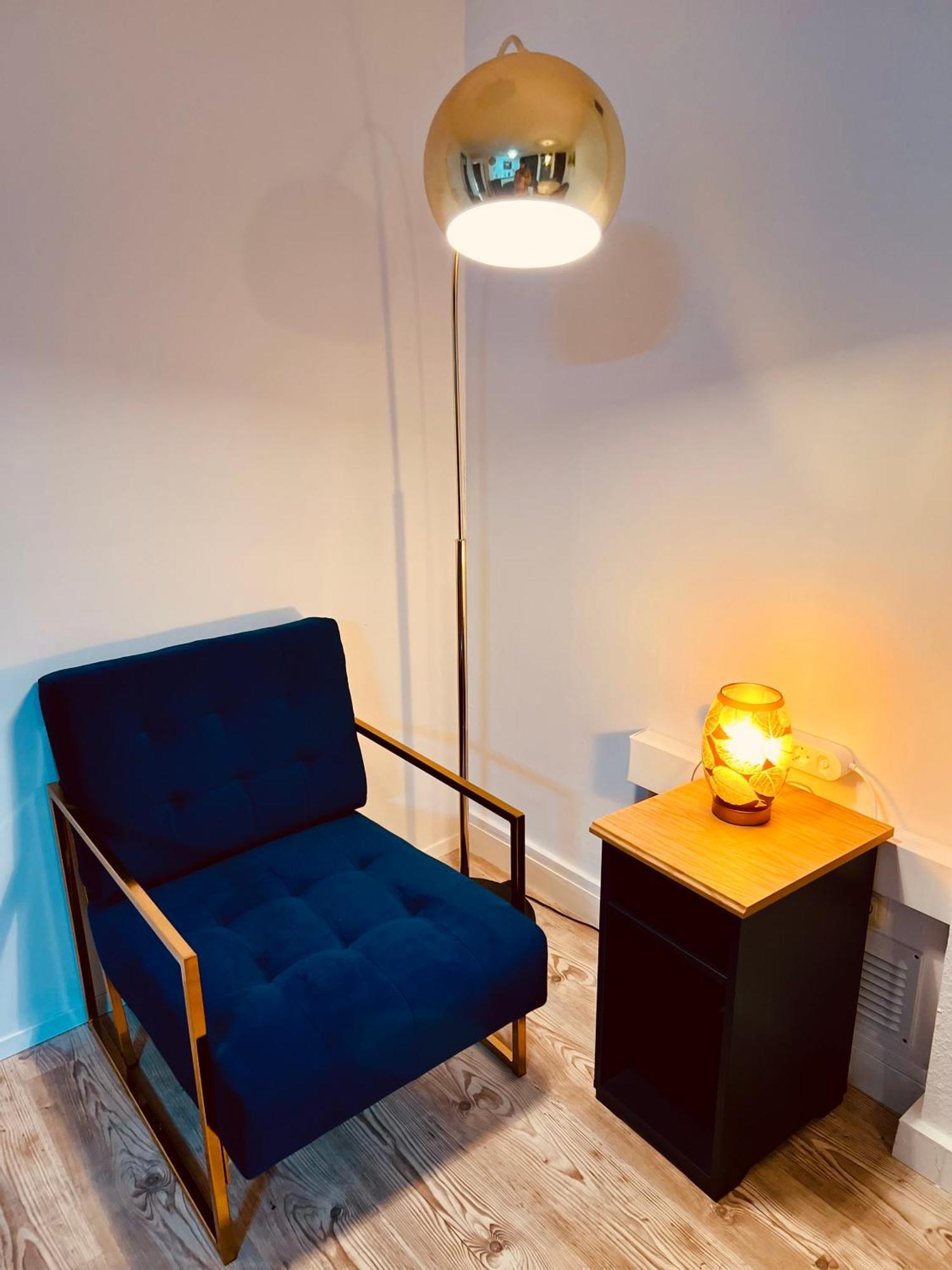Appartamento Cologne Luxe Living: Opulent Elegance Unleashed Esterno foto